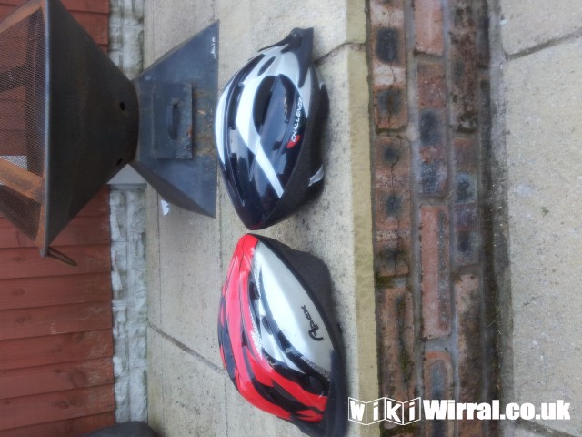 Attached picture helmet 1.jpg